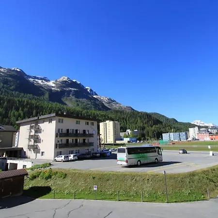 Apartamento Skyline 110 *